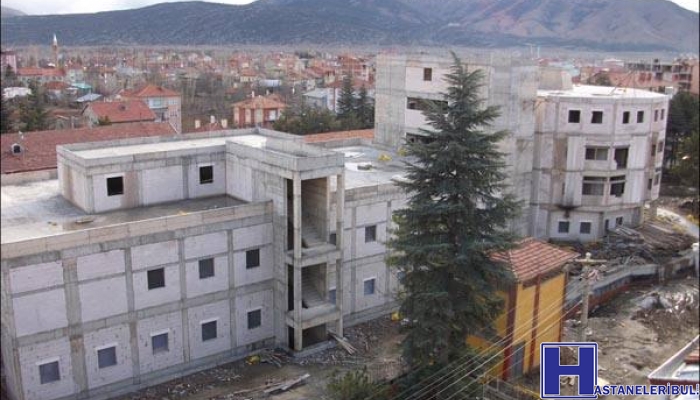 Şarkikaraağaç Devlet Hastanesi